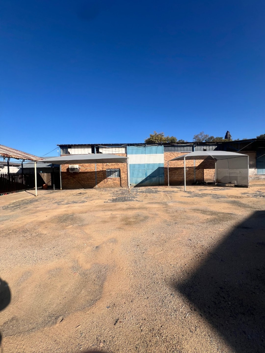 To Let commercial Property for Rent in Klerksdorp Industrial North West